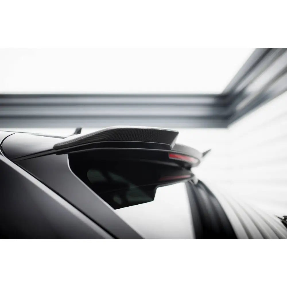 Spoiler i karbonfiber til Audi RSQ8 vist ovenfra