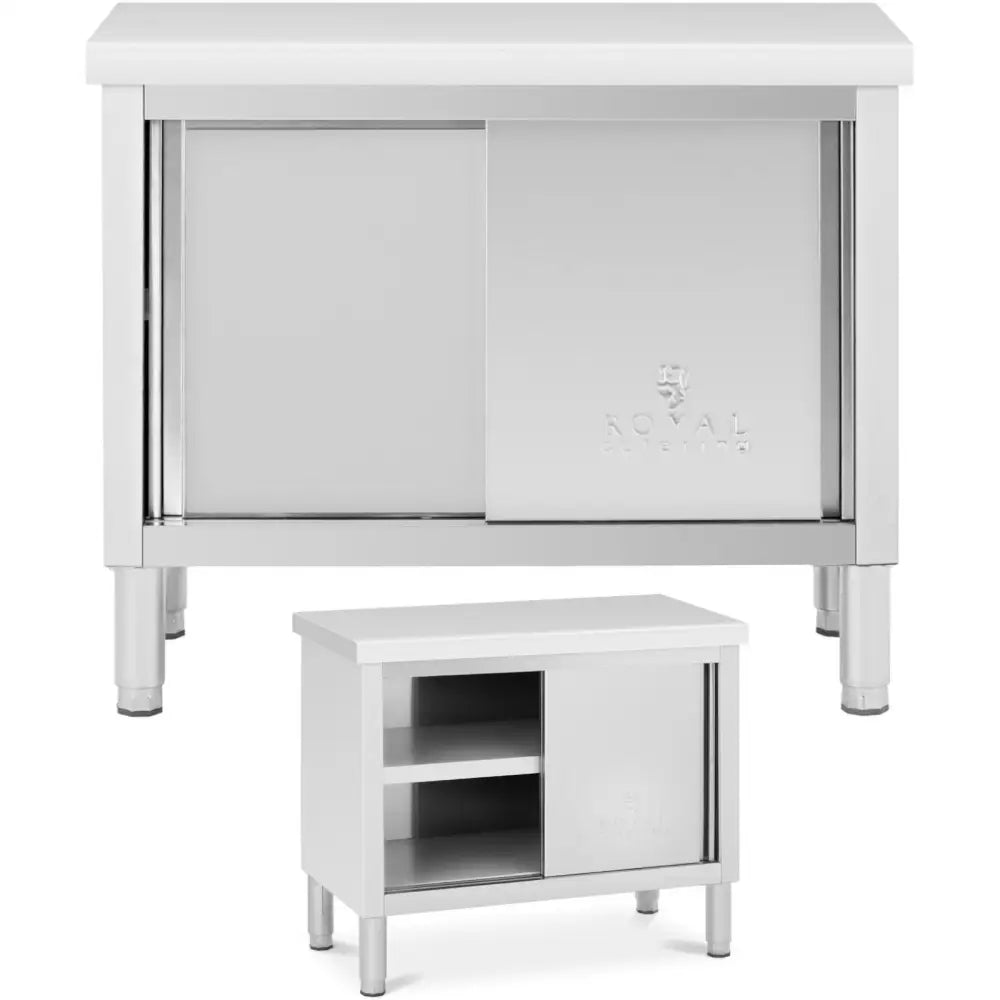 Stål gastronomisk bord med skyvedør, to størrelser vist, preget logo på døren og solide ben.