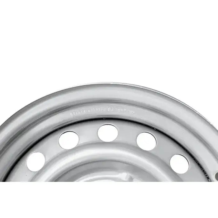 Stålfelg til tilhenger, nærbilde som fremhever blank grå finish, runde luftehull og presise kantdetaljer.