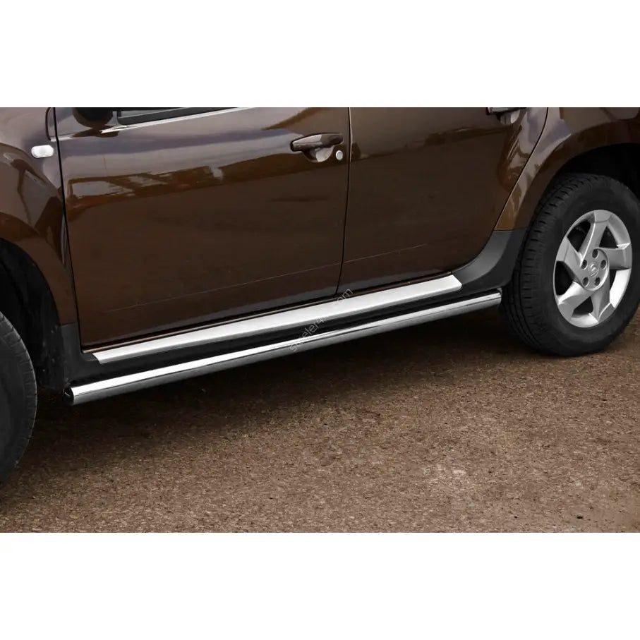 Stigtrinn Dacia Duster 10-14 Tuv