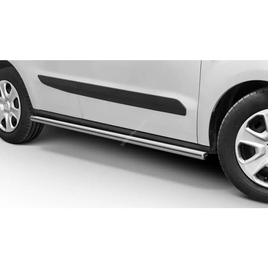 Stigtrinn Ford Courier 18-