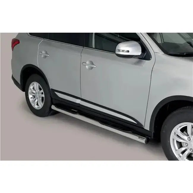 Stigtrinn Grand Pedana Mitsubishi Outlander 2020