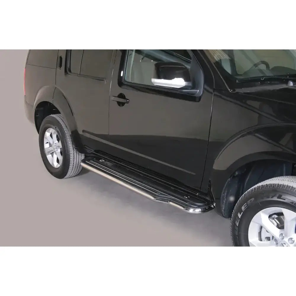 Stigtrinn Inox Nissan Pathfinder 2011 >