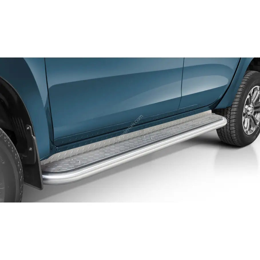 Stigtrinn Mitsubishi L200 15- med Plate