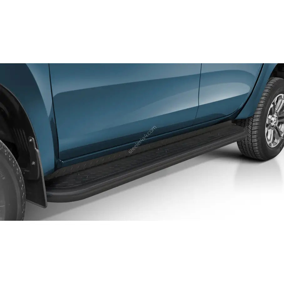 Stigtrinn Mitsubishi L200 15- med Plate