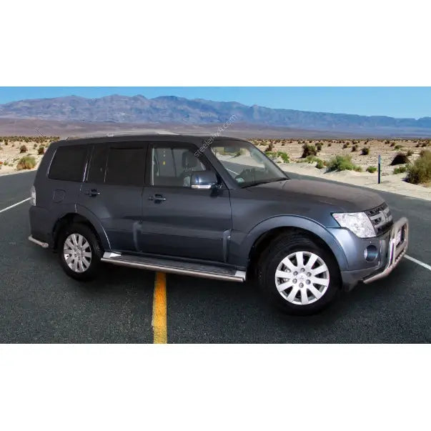 Stigtrinn Mitsubishi Pajero 07-15