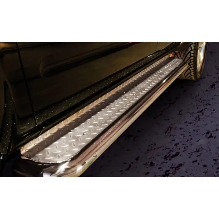 Stigtrinn Nissan Navara 10-15 med Plate