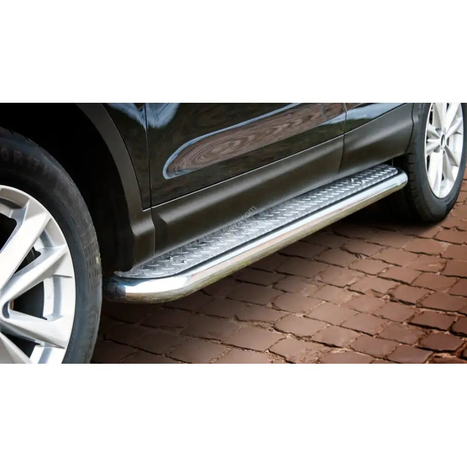 Stigtrinn Nissan Qashqai 13-17 med Plate