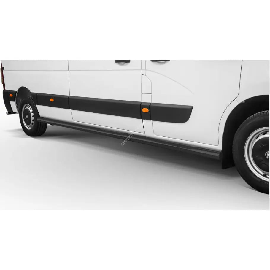 Stigtrinn Renault Master 19- L3