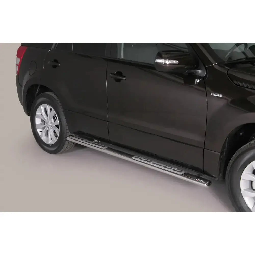 Stigtrinn Suzuki Grand Vitara 13-15 - Design