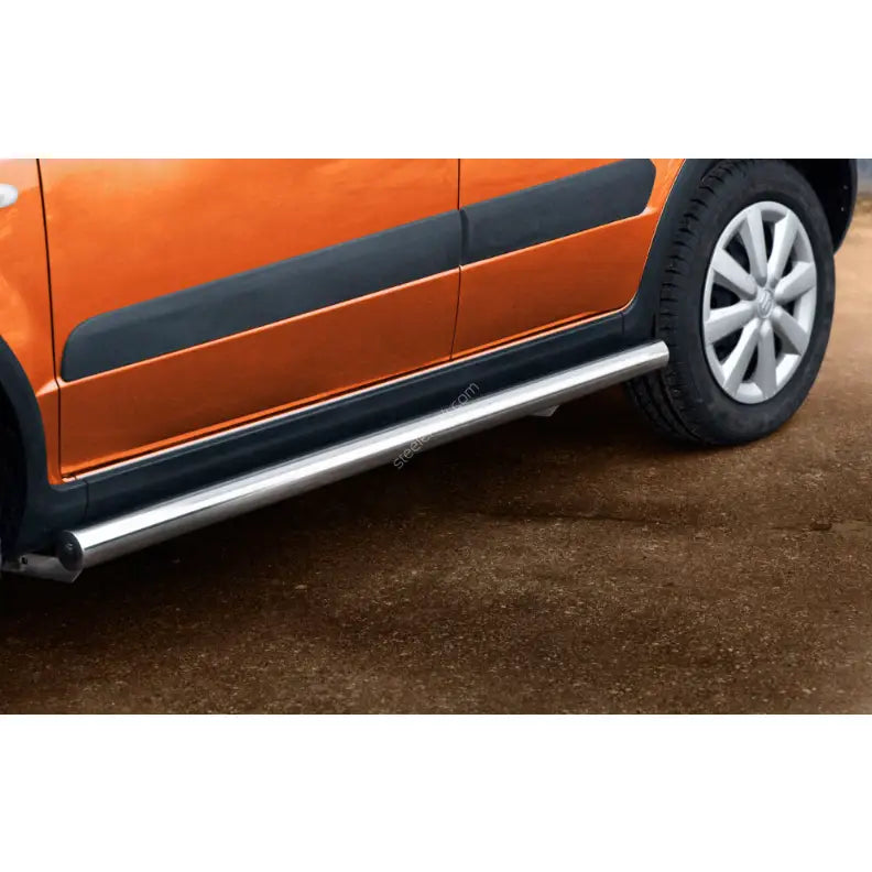 Stigtrinn Suzuki Sx4 06-13 Tuv