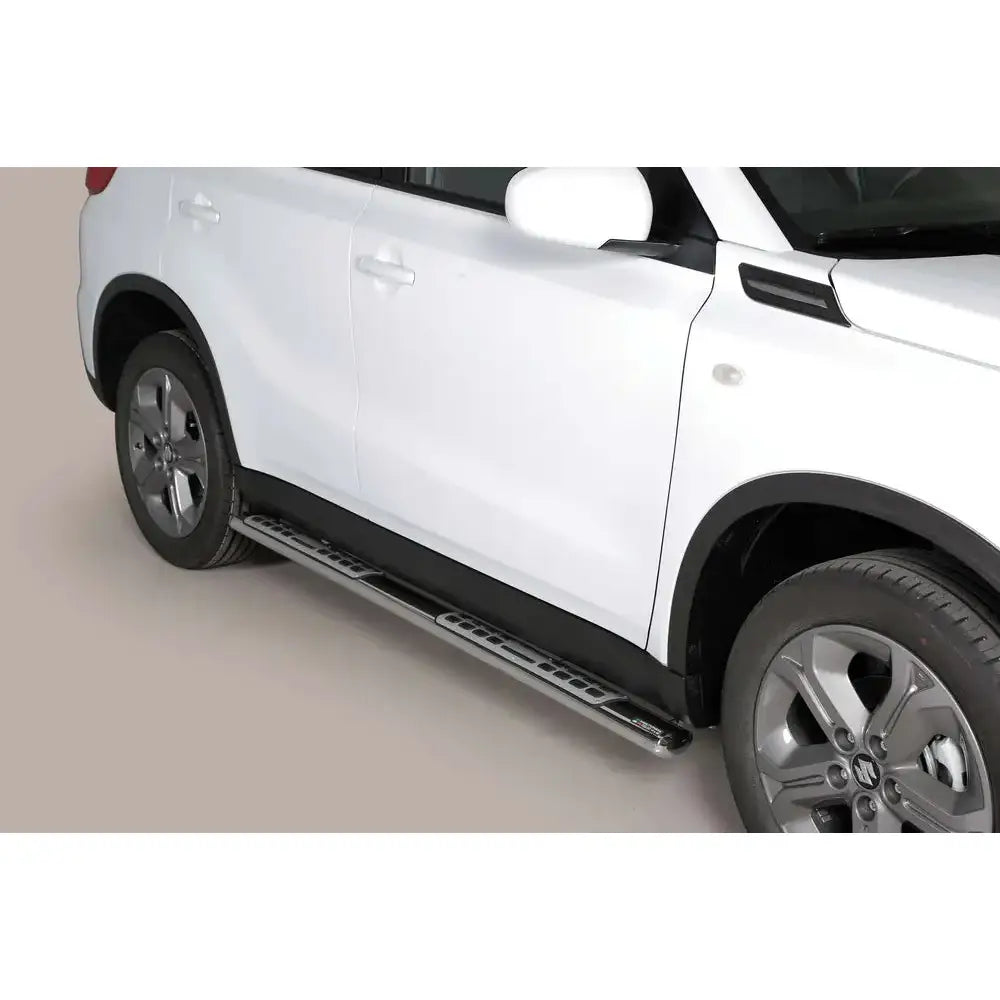 Stigtrinn Suzuki Vitara 15-18 - Design