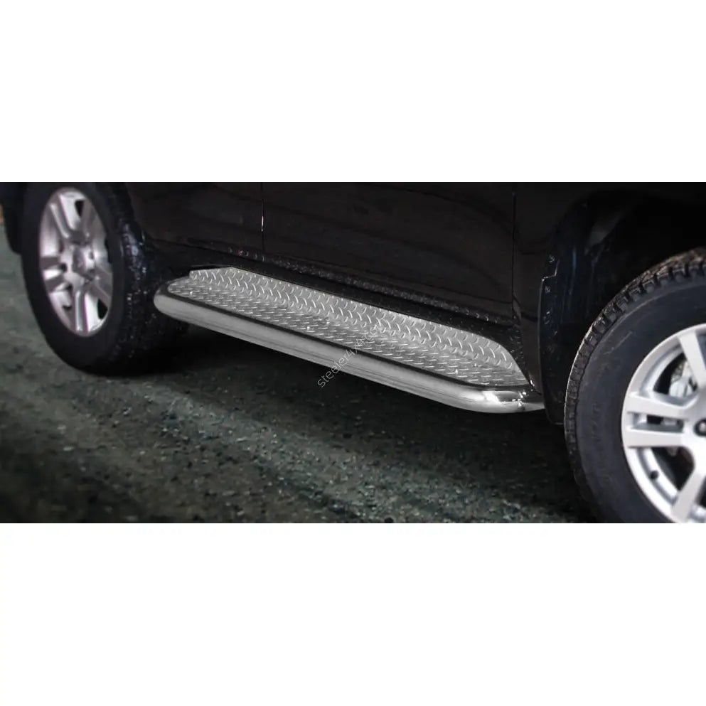 Stigtrinn Toyota Land Cruiser J150 10-13 med Plate