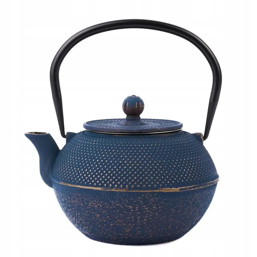 Støpejernstepute 1,3 L, blå tekanne sett fra siden med sort håndtak og dekorativ struktur, lokk med toppknapp.