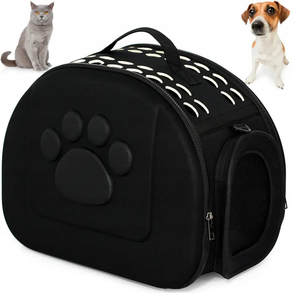 Stor transportveske for kjæledyr, svart bag med pote-motiv, nettingdør og ventilasjon, sett skrått forfra.