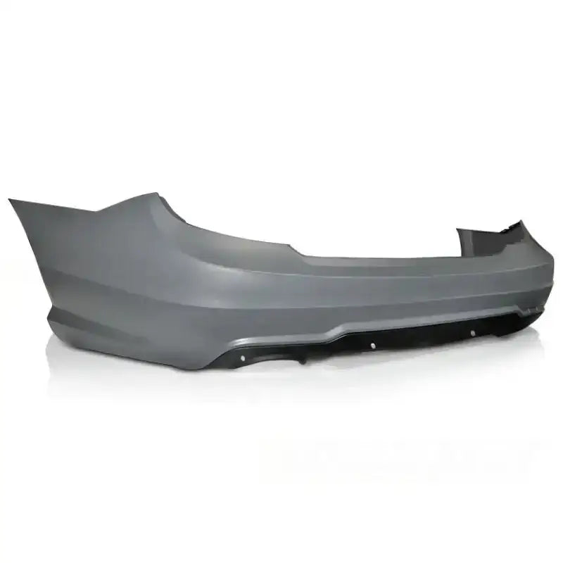 Støtfanger bak til Mercedes W204 11-14 Wagon Sport PDC, grå plast, skrå sidevisning mot hvit bakgrunn.