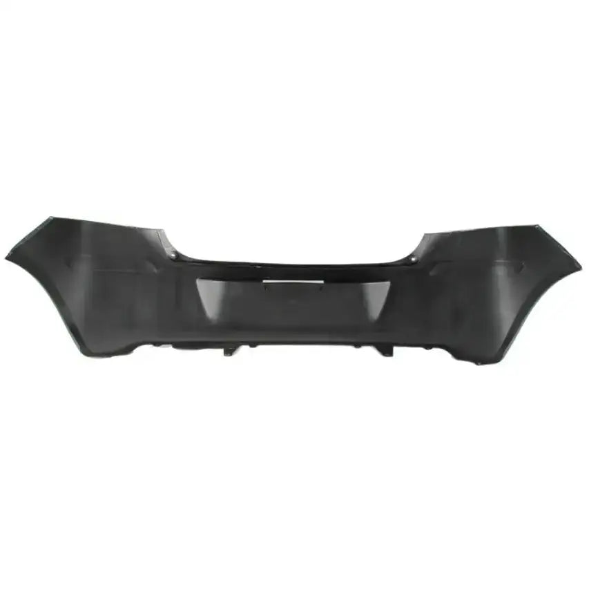 Bakfanger til Toyota Yaris XP90 09-10 i svart plast sett forfra mot hvit bakgrunn.