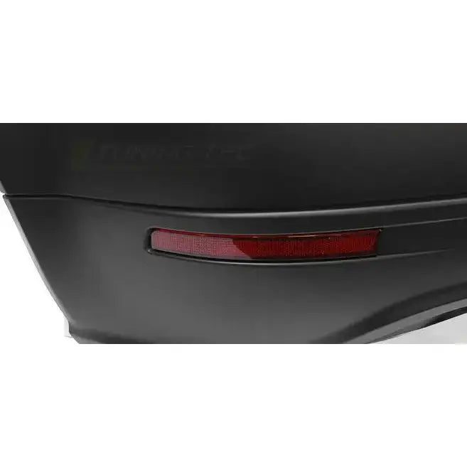 Bakstøtfanger VW Golf 4 R32 style, nærbilde av matt svart overflate med rød refleksdetalj.