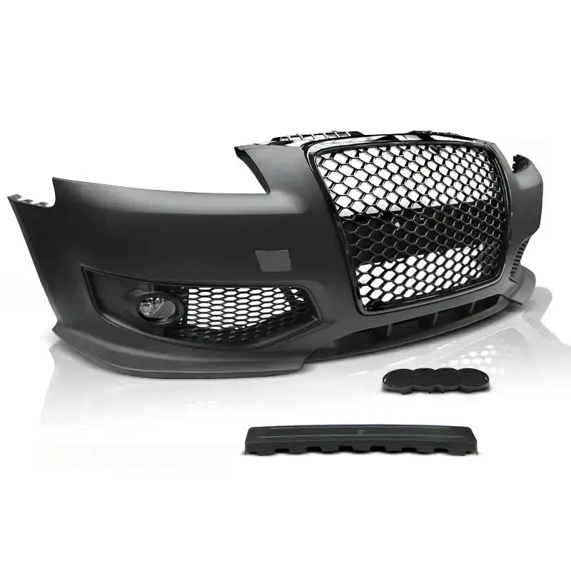 Frontfanger Audi A3 RS Style Black med bikubemønstret grill, sett skrått forfra mot plastdetaljer.