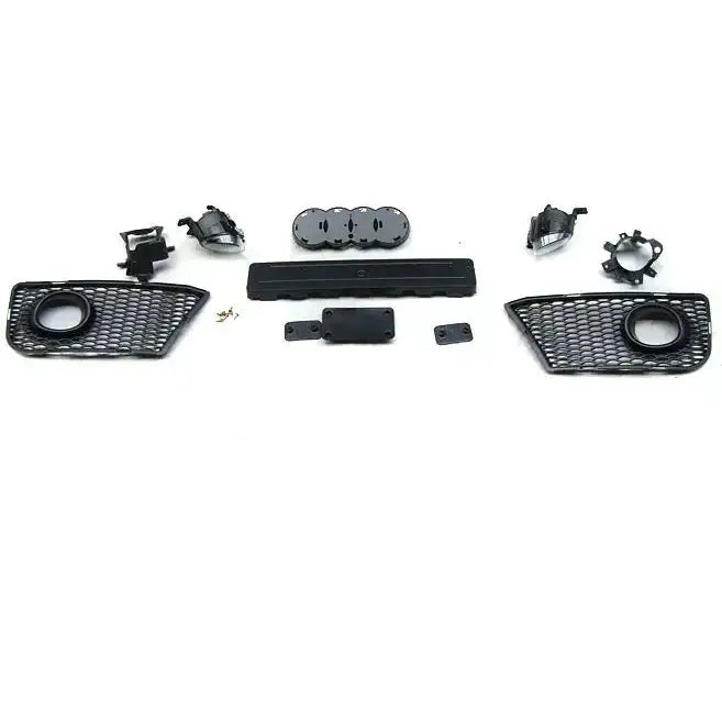 Front bumper Audi A3 08-12 RS Style Chrome Black sett med grill, emblem-holder og fester på hvit bakgrunn.