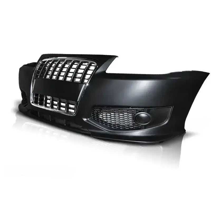 Frontfanger Audi A3 96-03 S-Line Style Chrome med stor sølvgrill, sett fra skrå front og høyre side.