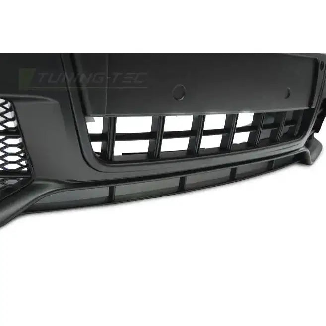 Frontbumper Audi A4 S-Line sort med luftinntak og gitter, sett skrått forfra og nedenfra.