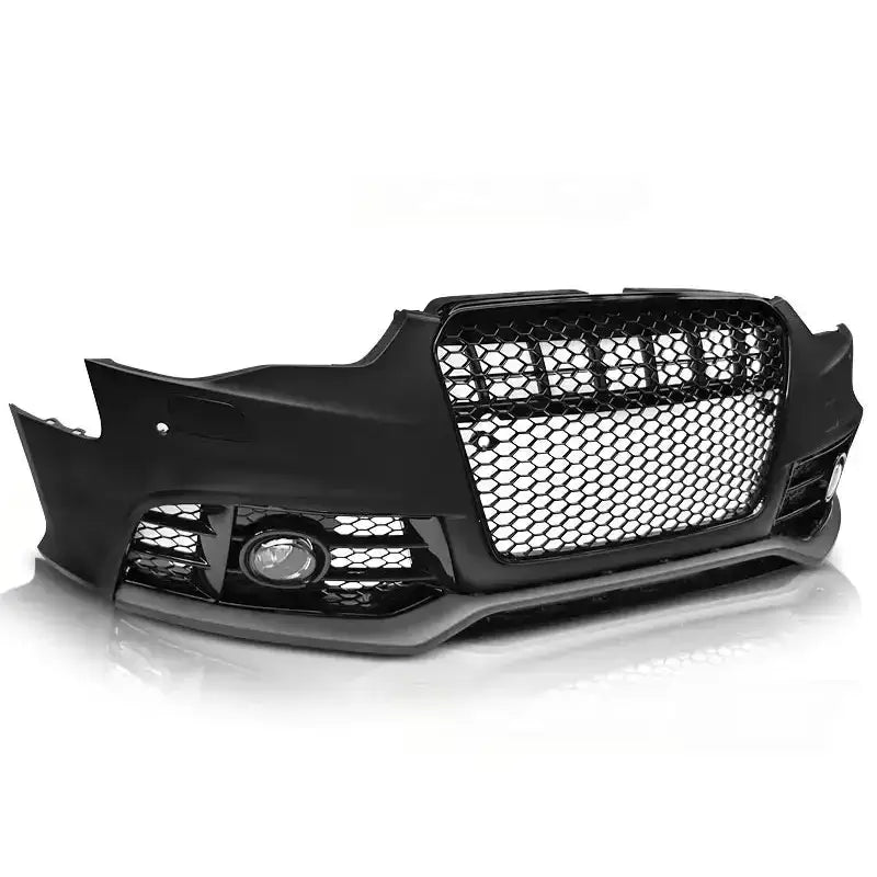 Frontfanger Audi A5 11-16 RS5 Style Black med bikakemønstret grill og tåkelysutsparinger.