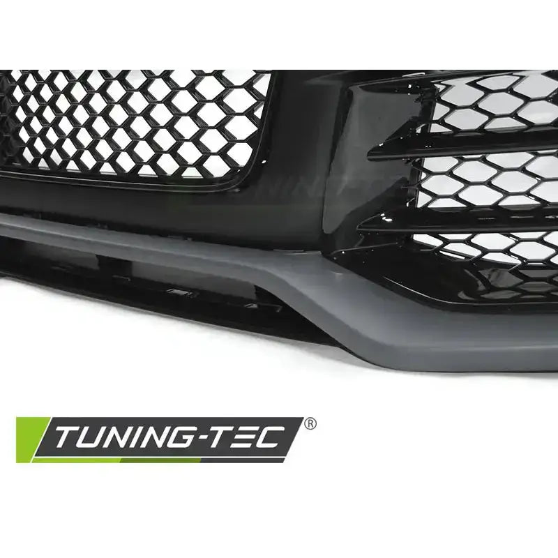 Frontfanger Audi A5 11-16 RS5 Style Black PDC med bikubemønstret grill, sett fra skrå vinkel.