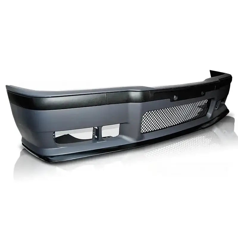 Frontfanger til BMW E36 M3 Style i grå plast med sort grill og markerte sideåpninger.