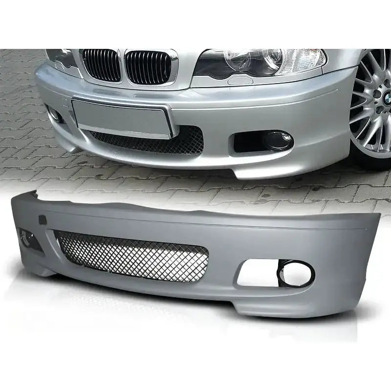 Støtfanger foran til BMW E46 Coupe og Cabrio M-Pack, grå plast med nettinggrill, sett fra skrå vinkel.