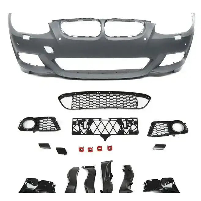 Front bumper komplett sett for BMW E92/E93 10-13 LCI M-Tech PDC med grill og luftinntak mot hvit bakgrunn.