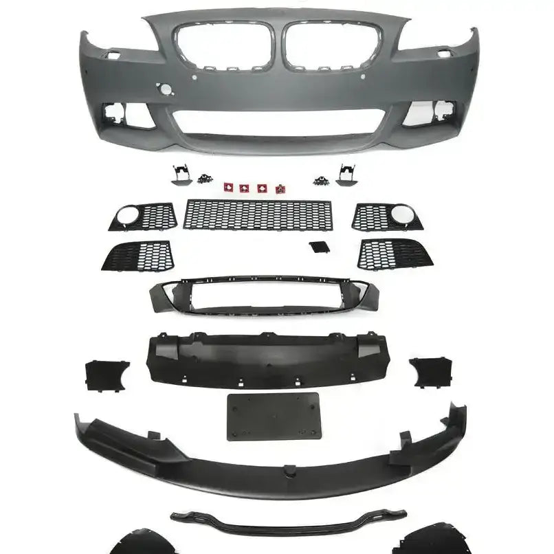 Støtfanger foran BMW F10 F11 M-Performance PDC sett med grill, deksler og monteringsdeler.