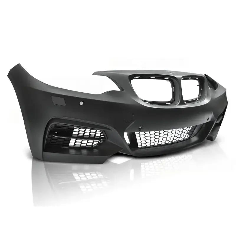Frontfanger til BMW F22/F23 M235 PDC, sort plast med store luftinntak og åpning for tåkelys.