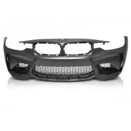 Frontfanger til BMW F30 F31 11-18 Sport Style sett forfra med store luftinntak og gitterdetaljer.