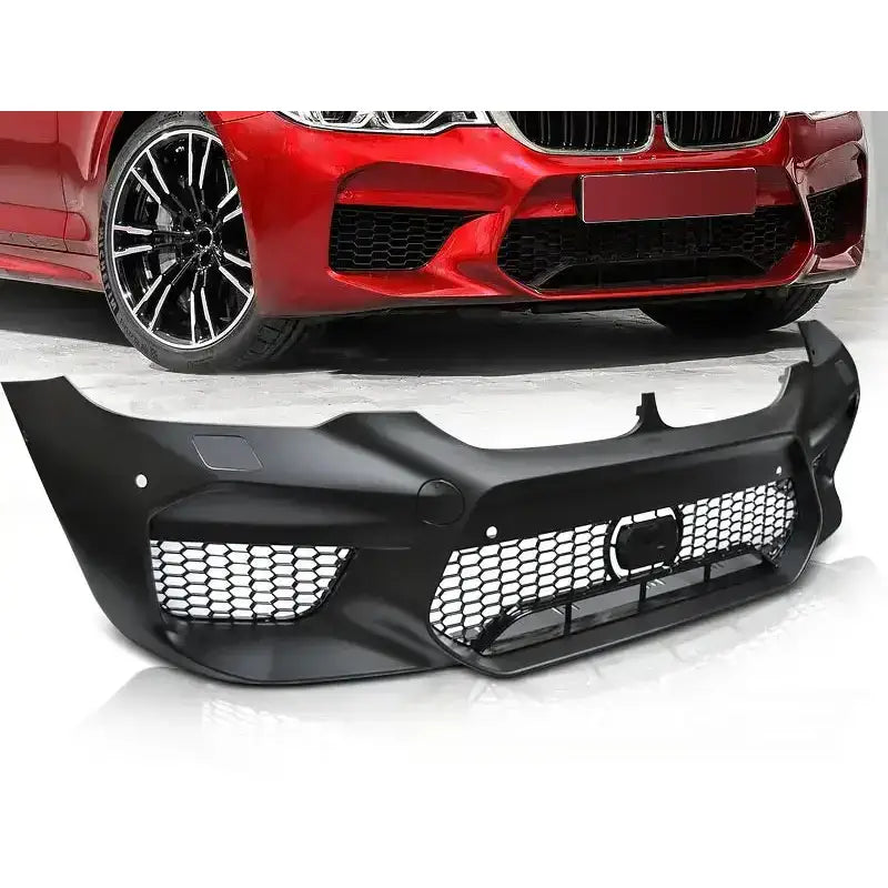 Støtfanger foran til BMW G30 G31 M5 Style med bikakemønstret grill, svart plast, PDC, skrå vinkel.