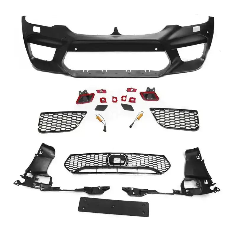 Støtfanger foran BMW G30 G31 M5 Style PDC med grill og gitter, alle deler vist separat mot hvit bakgrunn.