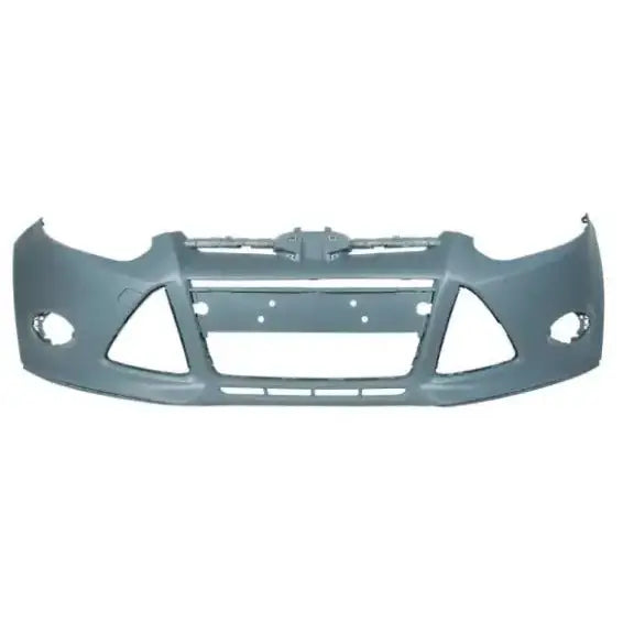 Støtfanger foran til Ford Focus MK3 10-14 i grå plast med åpning for tåkelys og nummerskilt.