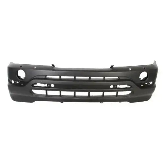 Støtfanger foran til BMW X5 E53 99-03 i sort plast med hull for lykter og luftinntak, sett forfra.