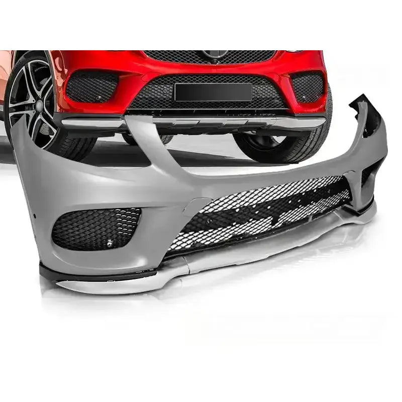 Støtfanger foran Mercedes GLE Coupe C292 E43 AMG PDC i grå plast med sorte nettingrister, sett forfra.