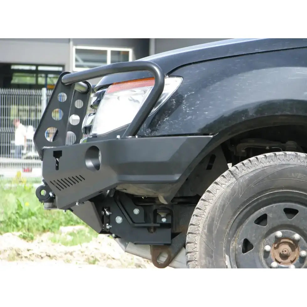 Støtfanger foran stål med bullbar til Ford Ranger T6 11-15, sidevisning med robuste detaljer.