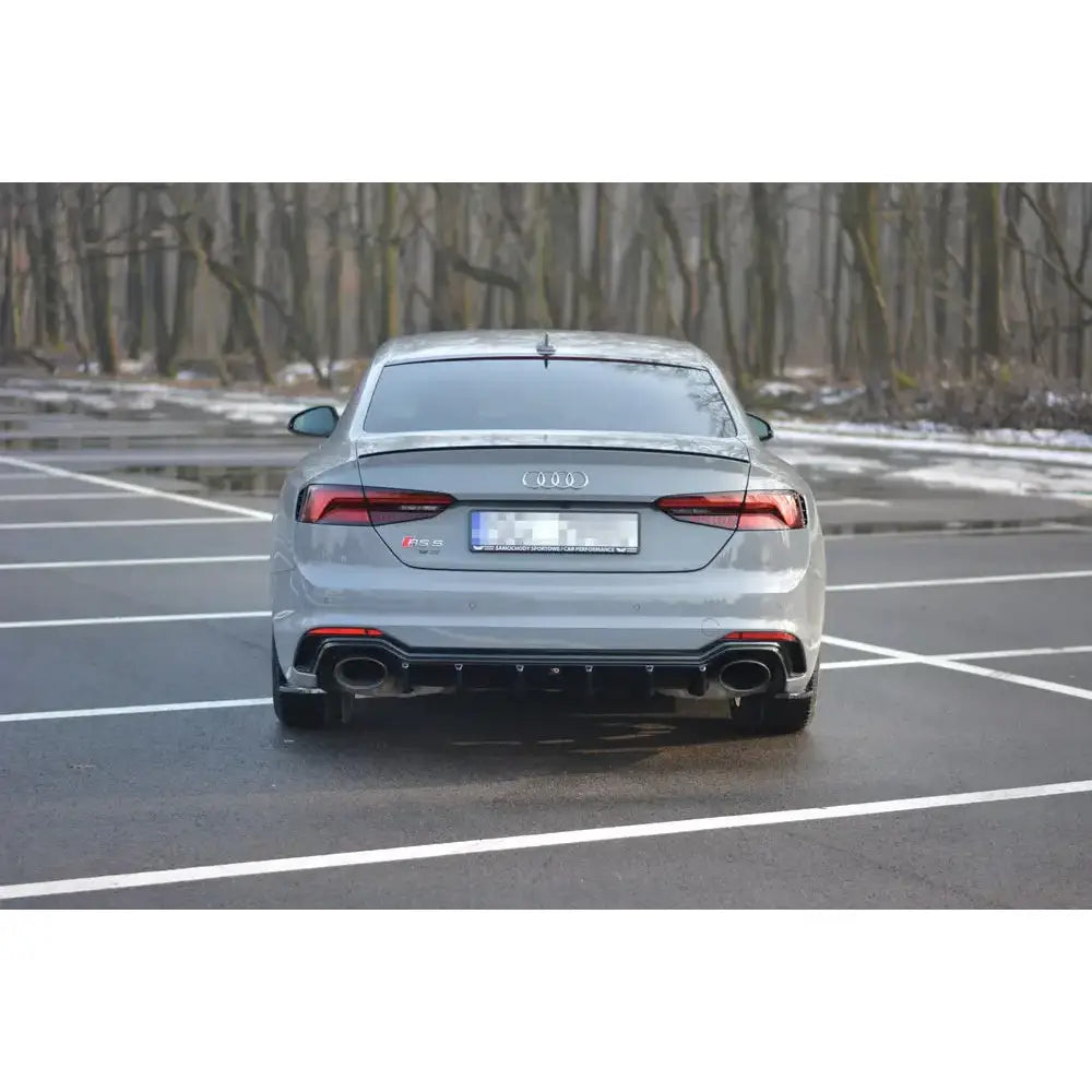 Støtfangerskjørt Valance bak Audi Rs5 F5 Coupe / Sportback