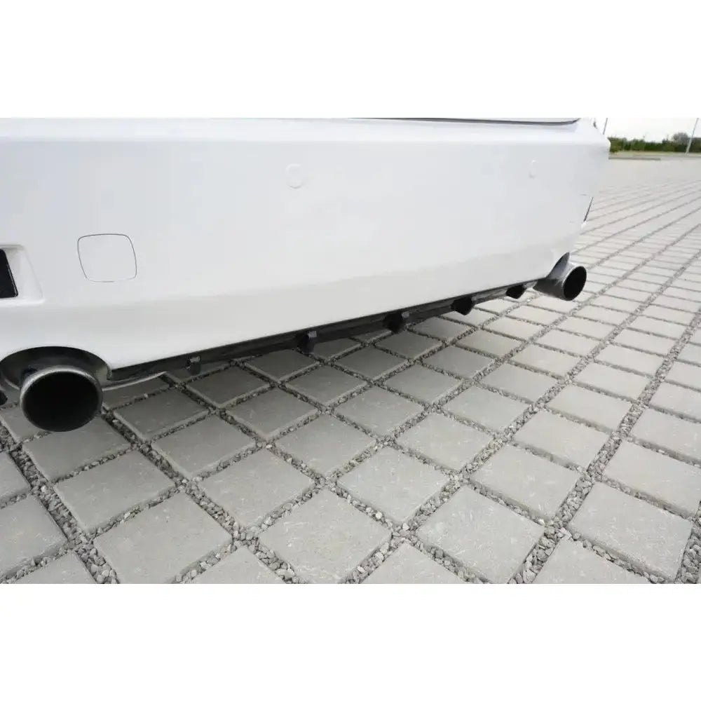 Støtfangerskjørt Valance bak Lexus Is Mk2