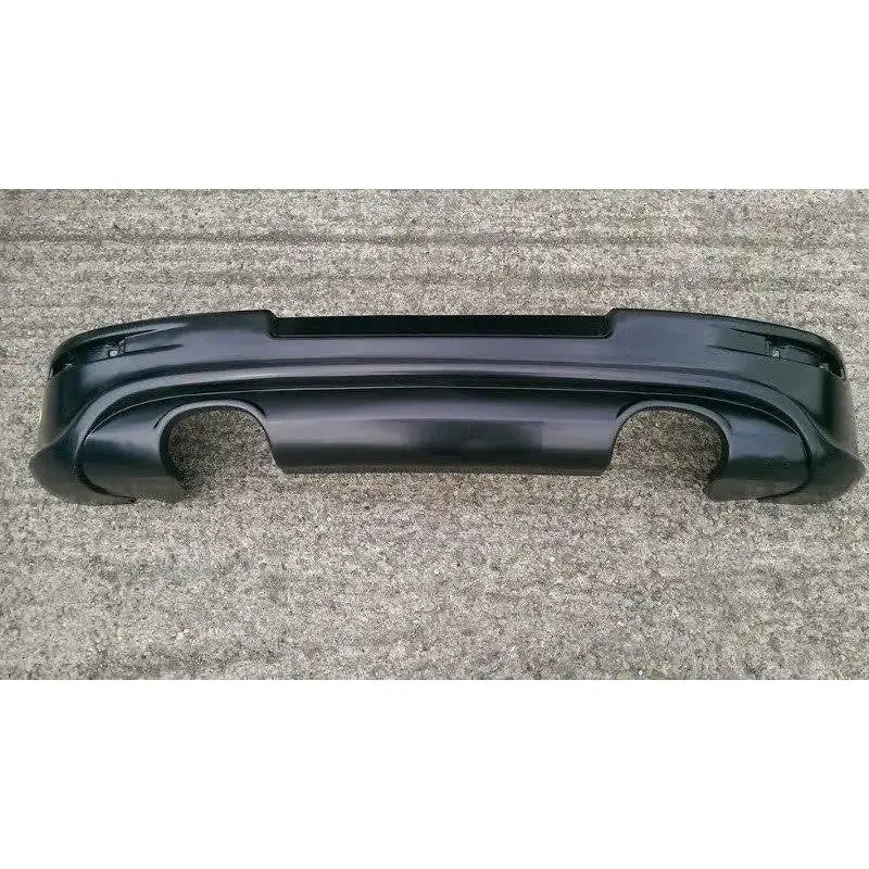 Støtfangerskjørt Valance bak Vw Golf v R32 (with 2 Exhaust Holes)
