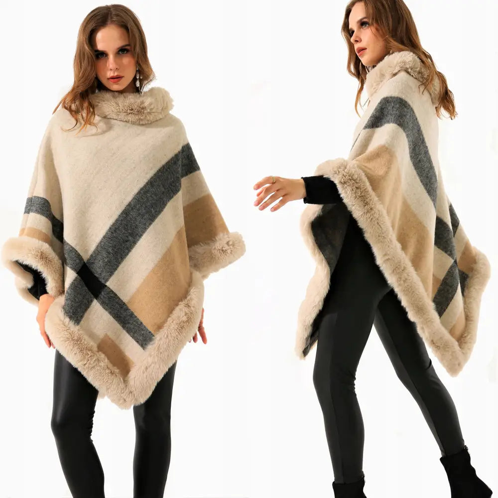 Strikket Poncho med Fuskepels - Beige