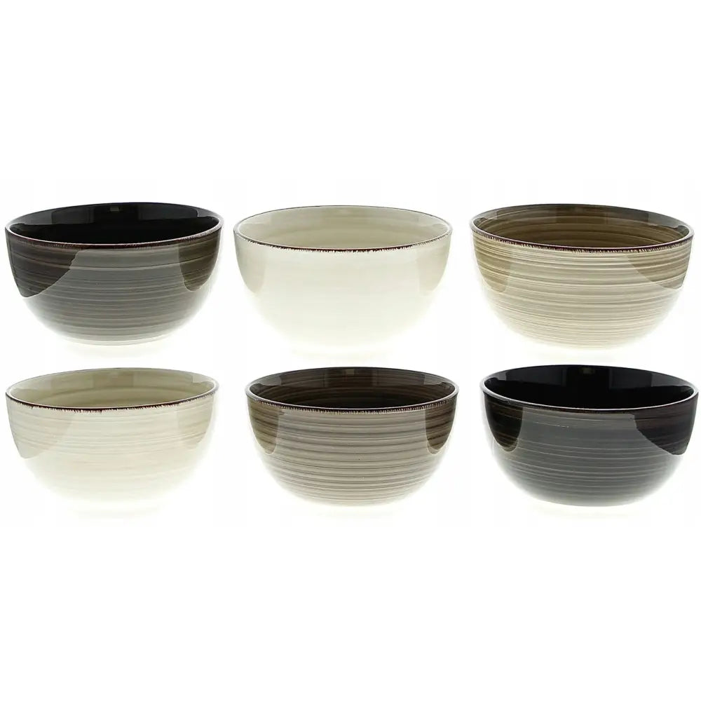Suppetallerkener- og skåler sett for seks, kremhvite og brune nyanser med stripete mønster, frontvisning.