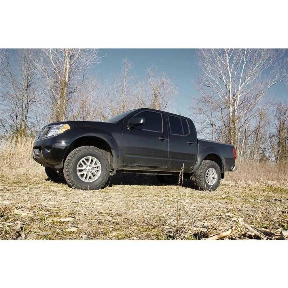 Suspensjonssett Rough Country Heving 2,5’’ - Nissan Navara 05-15