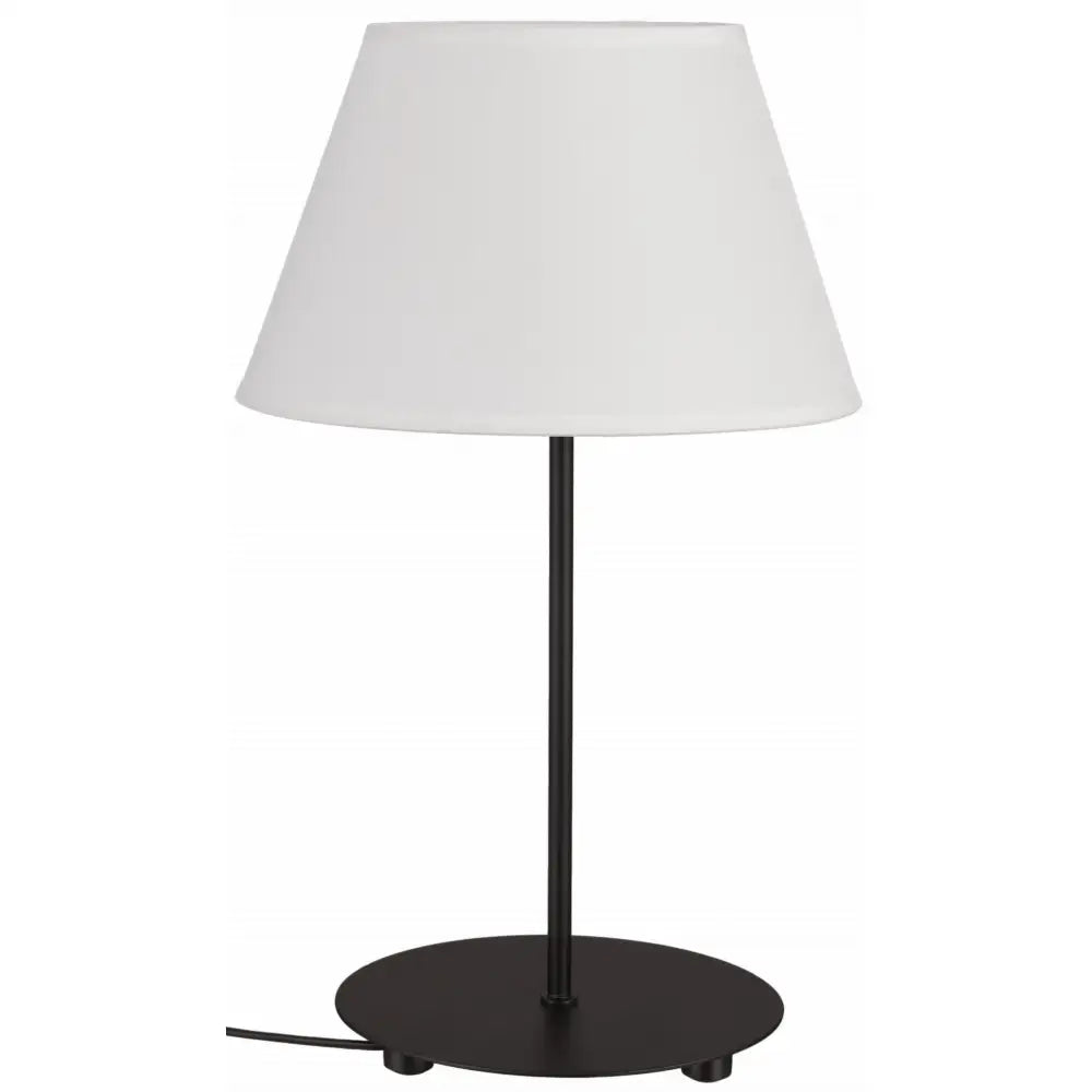 Svart bordlampe med hvit kjegleformet skjerm, rund metallfot og synlig ledning foran.
