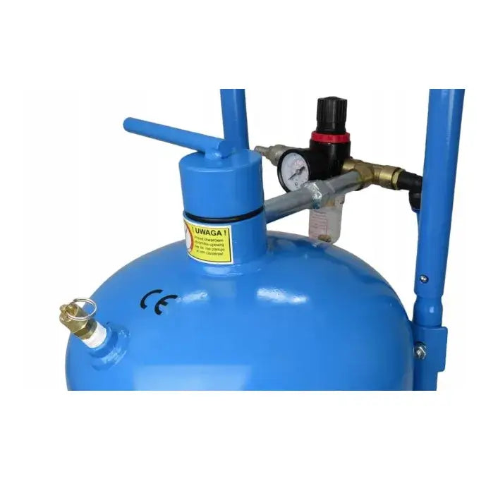 Syfon sandsprøyte 19L, blå trykktank med manometer og ventil, skrått ovenfra med synlig CE-merke.
