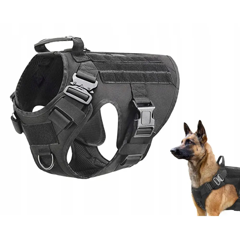 Taktisk treningssele for hund størrelse S, svart med solide spenner, D-ringer og håndtak, vist på hund fra siden.