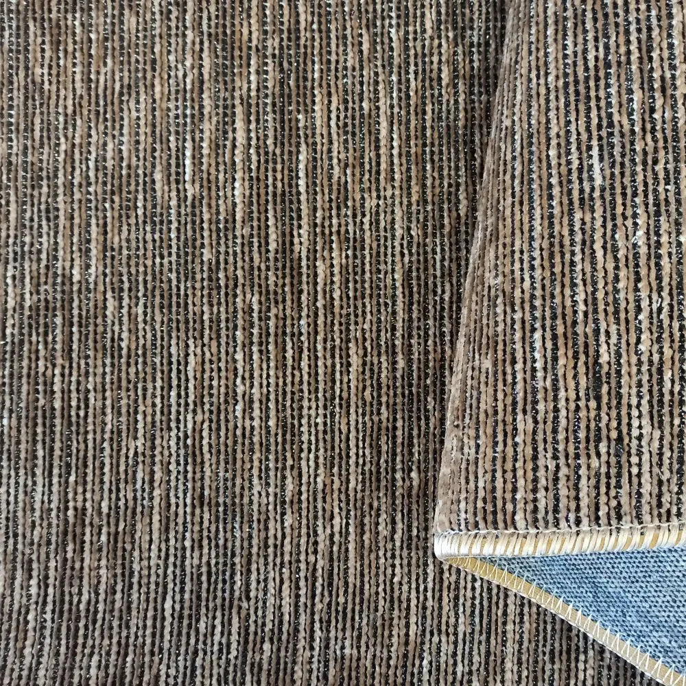 Tepe Diamond beige teppe 160x230 cm, stripet design med synlig underside og robust kantforsterkning.